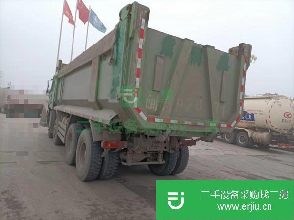 內蒙古出售國五前四后八豪沃6米8自卸車