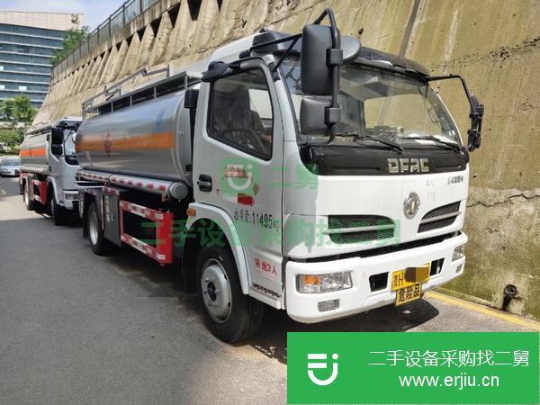 重慶出售二手東風(fēng)福瑞卡8噸油罐車