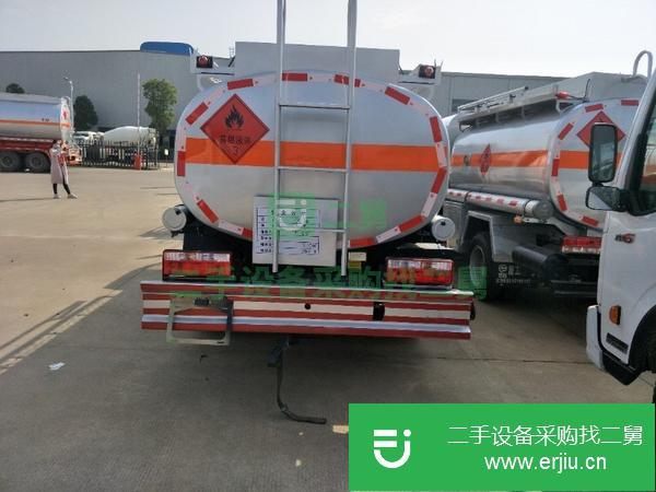 河北出售二手東風多利卡8噸小型油罐車