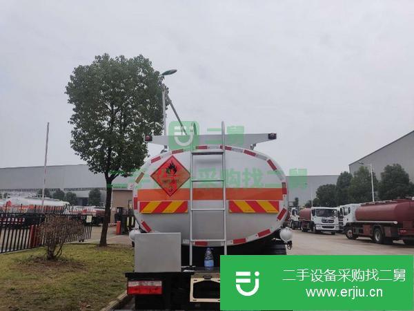 河北出售二手東風2噸102馬力油罐車