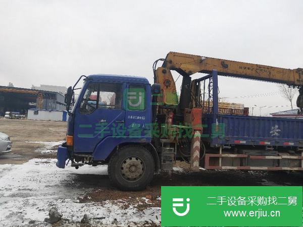 遼寧出售二手十噸后八輪隨車吊九擋變速箱