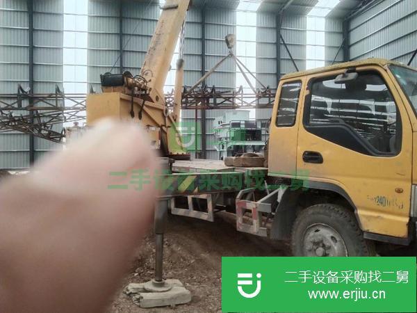 山東出售二手11年柳工八噸四節臂汽車吊