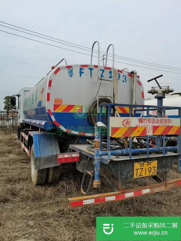 湖北出售二手帶戶12方東風(fēng)多利卡灑水車