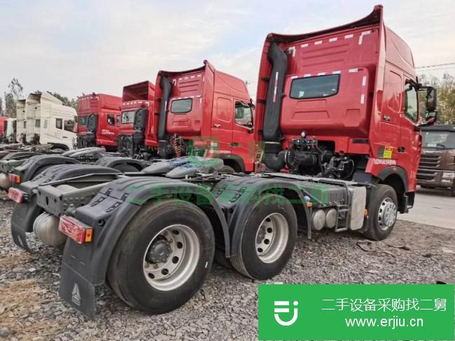 山東出售二手中國(guó)重汽豪沃T7H 牽引車
