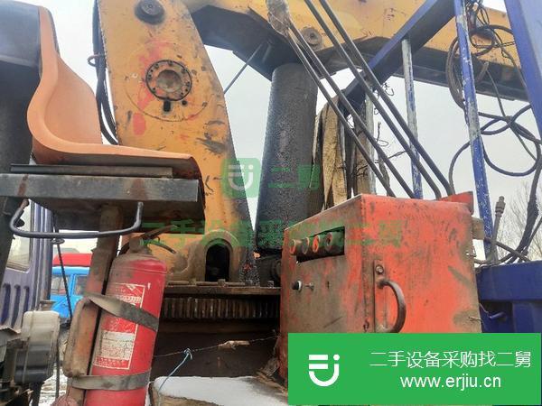 遼寧出售二手十噸后八輪隨車吊九擋變速箱