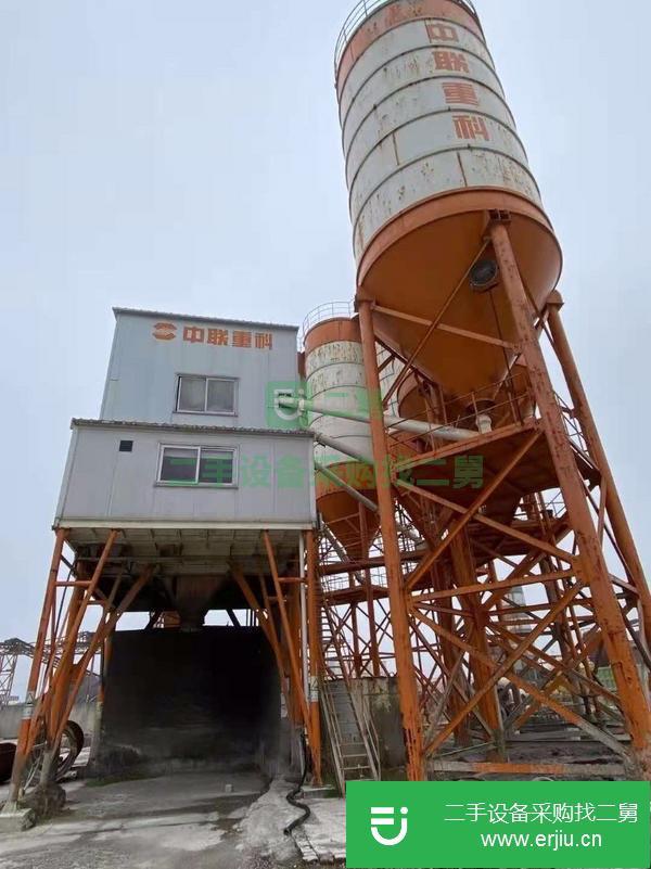 福建出售二手2015年中聯(lián)180攪拌站