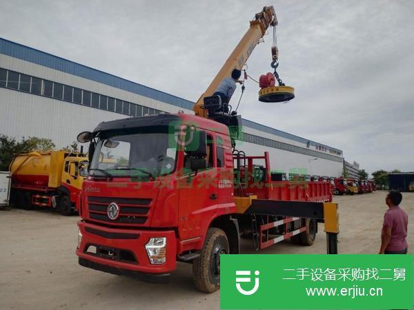 山西出售二手東風雙排座3.2噸隨車吊