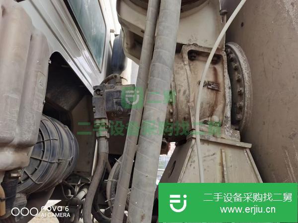 云南出售二手18年豪沃國五大20方攪拌車