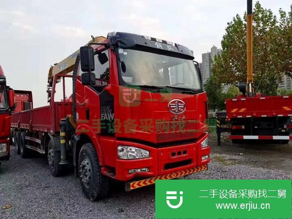 新疆出售二手19年4月徐工12噸隨車吊
