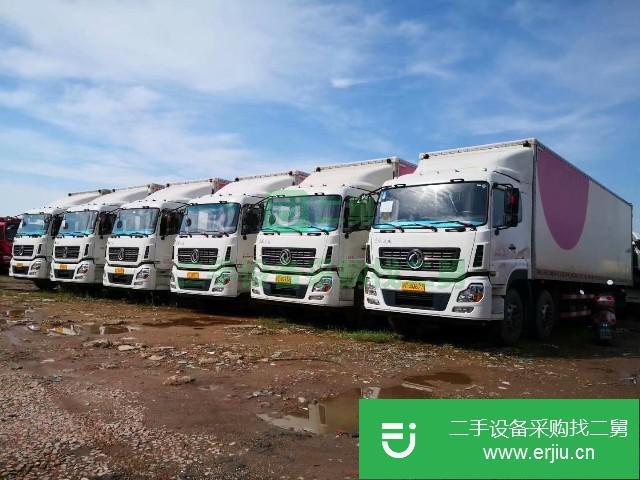 江西出售二手東風前四后四廂式貨車