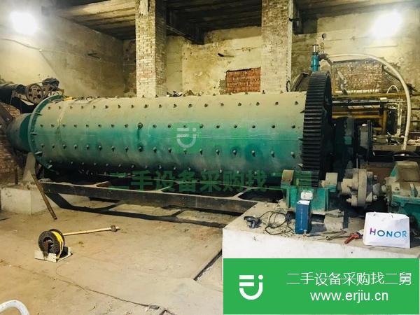 河南出售二手鐵礦石球磨機九成新