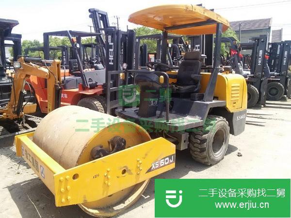 重慶出售二手徐工6噸壓路機(jī)九成新