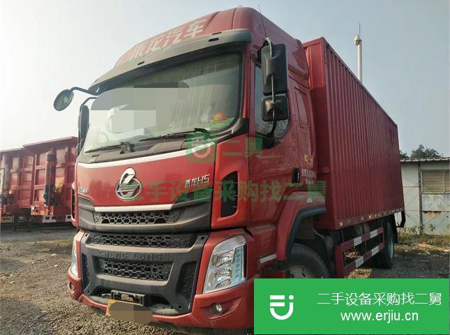 江西出售二手乘龍H5單橋6.8米220馬力箱式貨車