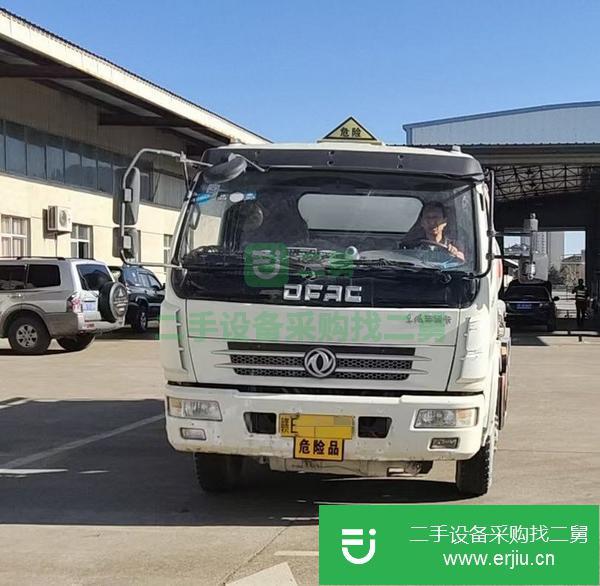湖北出售二手8噸油罐車已年審