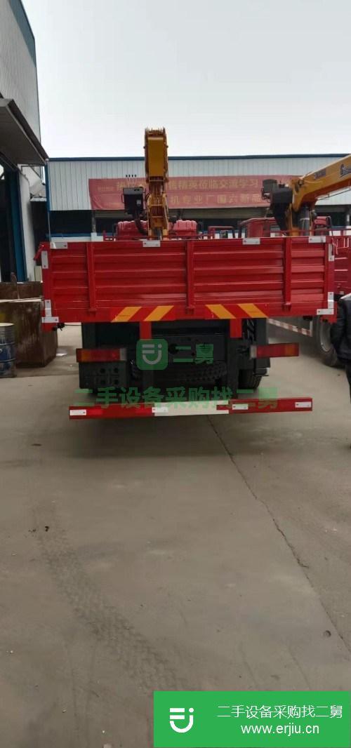 山東出售二手東風F5后八輪隨車吊