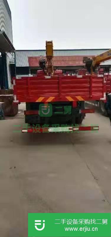 山東出售二手東風F5后八輪隨車吊