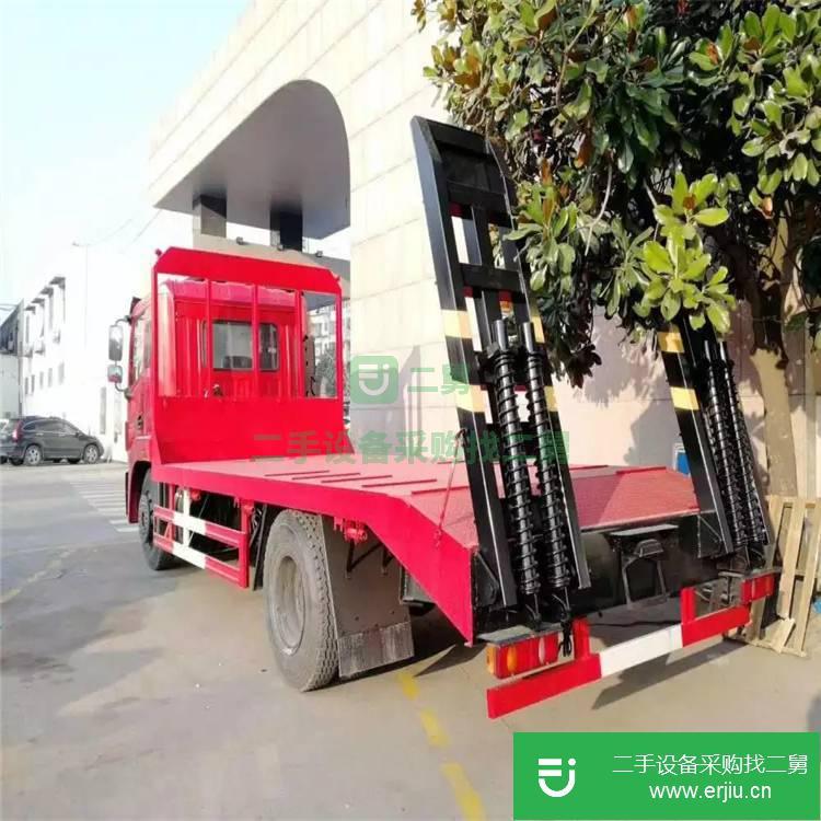 湖北出售二手東風(fēng)挖機(jī)平板運(yùn)輸車(chē)