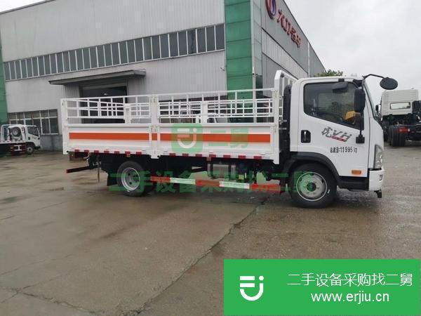 吉林出售二手危險品廂式運(yùn)輸車包上戶可分期