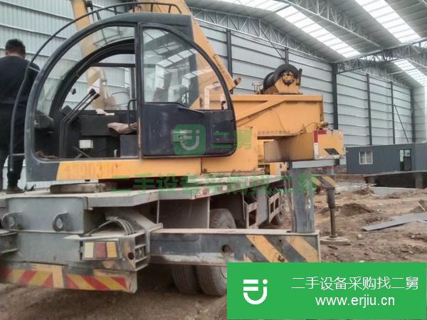 山東出售二手11年柳工八噸四節臂汽車吊