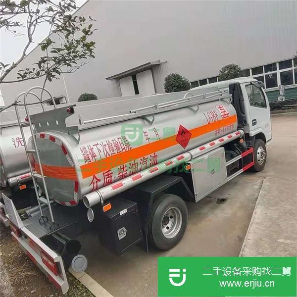 福建出售二手東風多利卡5噸加油車