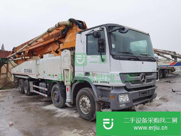 湖南出售二手中聯(lián)52米6節(jié)臂大排量雙油泵泵車手續(xù)齊全包過戶