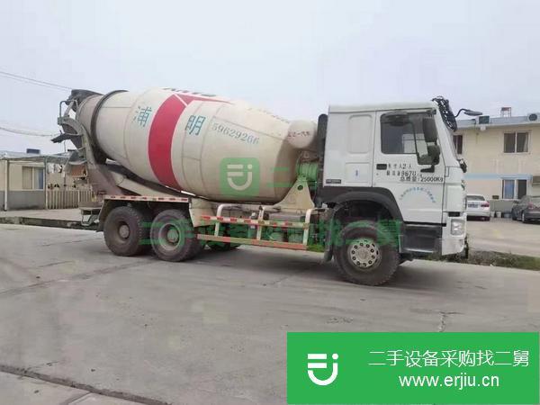 甘肅出售二手國四攪拌車大12立方豪沃包過戶