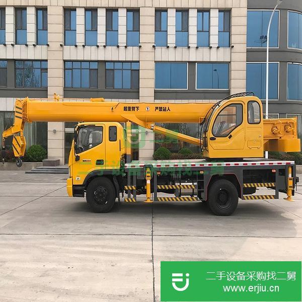 山東出售二手徐工12噸臂長7.2米5節(jié)140馬力吊車