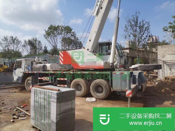 遼寧出售二手中聯16噸吊車原版原漆國三