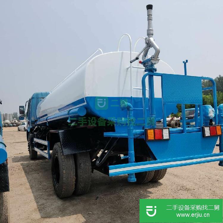 山東出售二手柴油大型灑水車