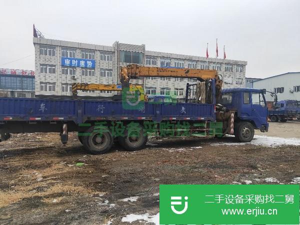 遼寧出售二手十噸后八輪隨車吊九擋變速箱