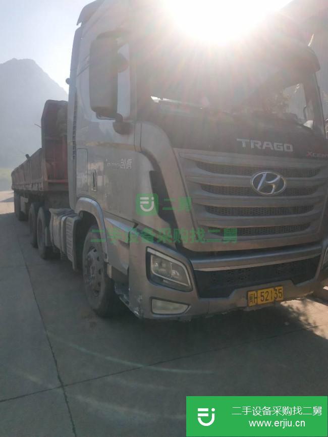福建出售二手現(xiàn)代創(chuàng)虎牽引車