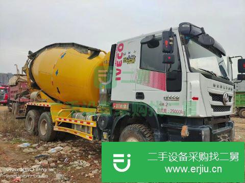貴州出售二手上汽紅巖350動力12方攪拌車