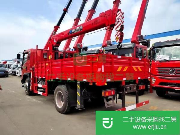 山東出售二手大運運途6.3噸4節(jié)直臂隨車吊
