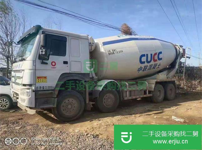 山東出售二手中國重汽22方混凝土攪拌車