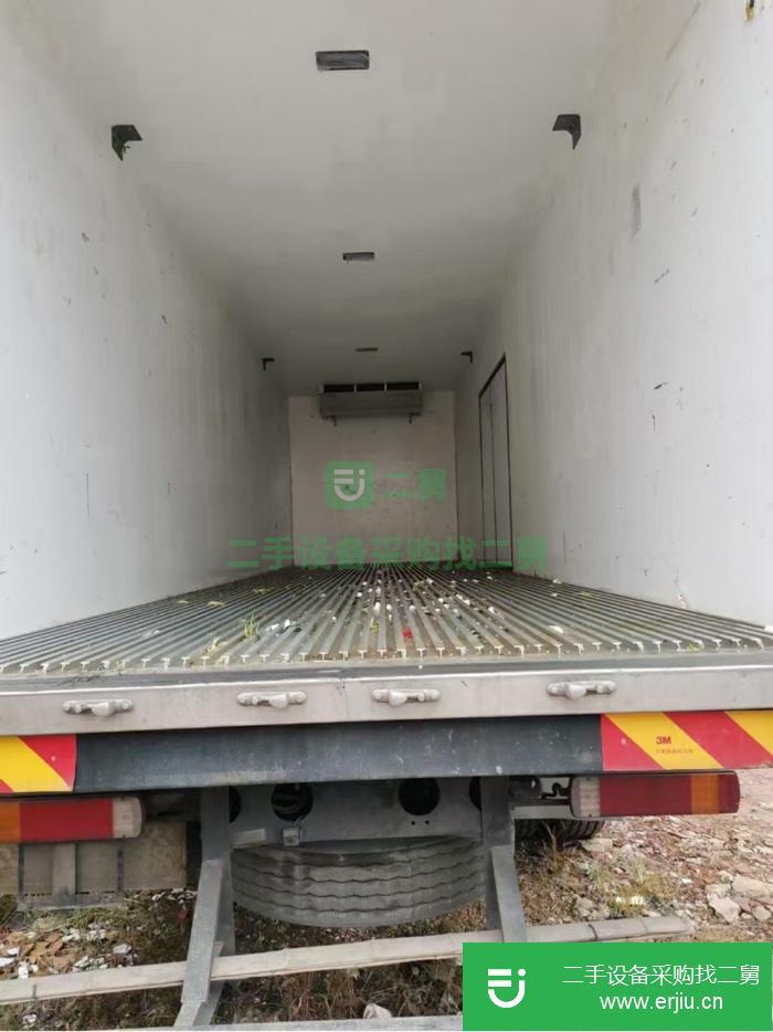 江西出售二手青島解放460馬力9米6國五冷藏車原版原漆車況好
