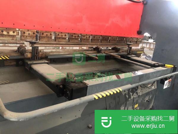 江蘇出售二手上海沖剪100/3100折彎機