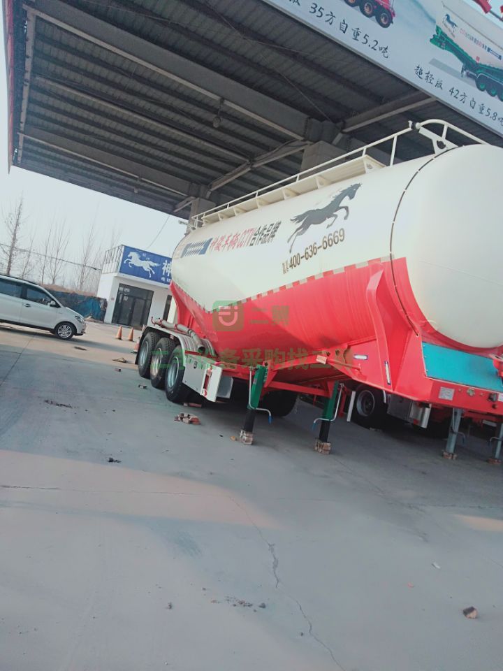 出售二手的神俊九州38方散裝水泥罐車主車驅力
