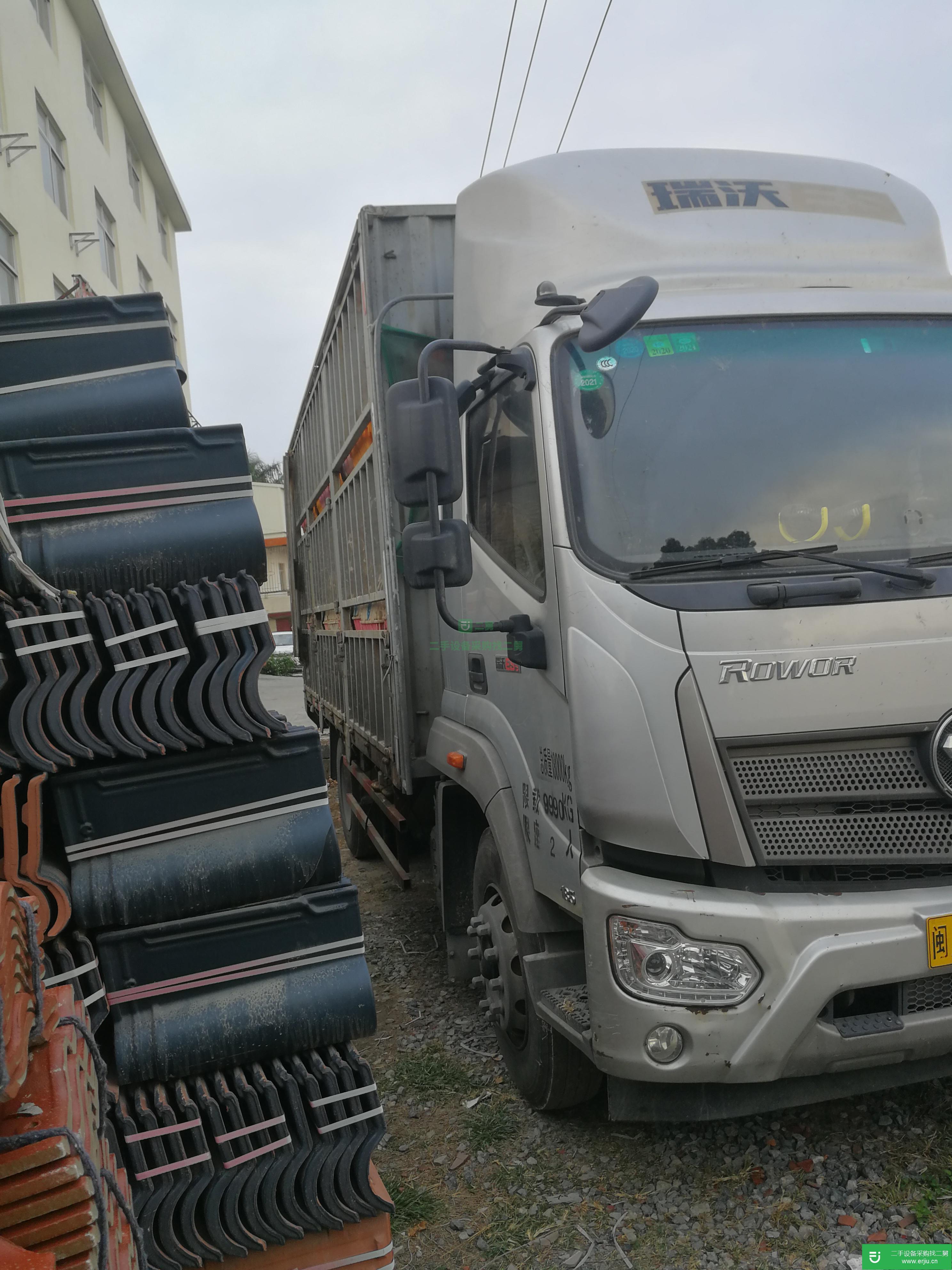 福建出售二手福田瑞沃185馬力國五高欄載貨車