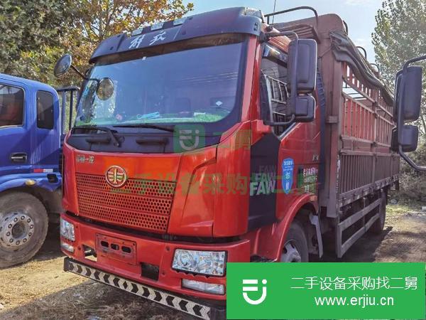 吉林出售二手國五解放6.8米高欄貨車,180馬力四缸