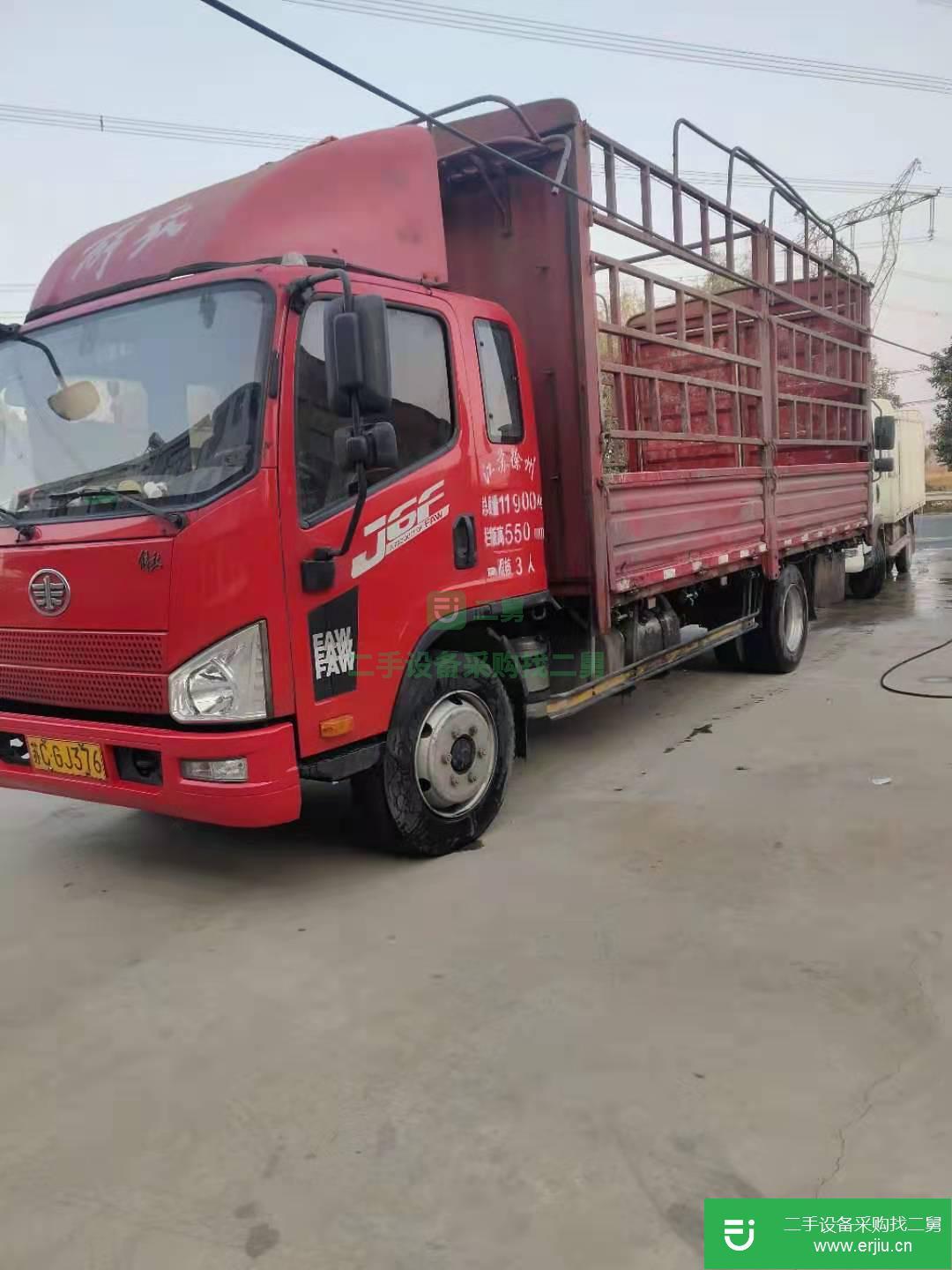 江蘇出售二手一汽解放J6F輕卡150馬力國五倉柵式載貨車