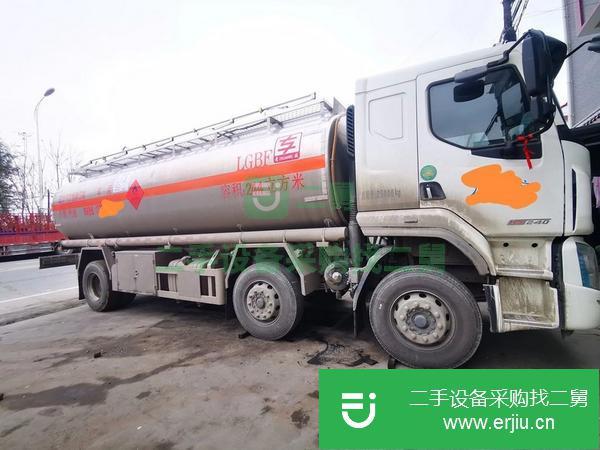湖北出售二手柳汽小三軸16噸油罐車