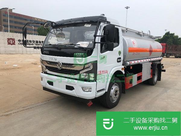 安微出售二手東風多利卡國六8噸油罐車