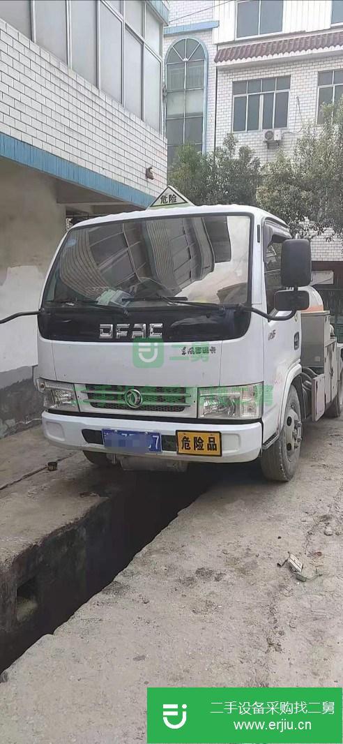 江西出售二手藍牌2噸加油車手續(xù)齊全