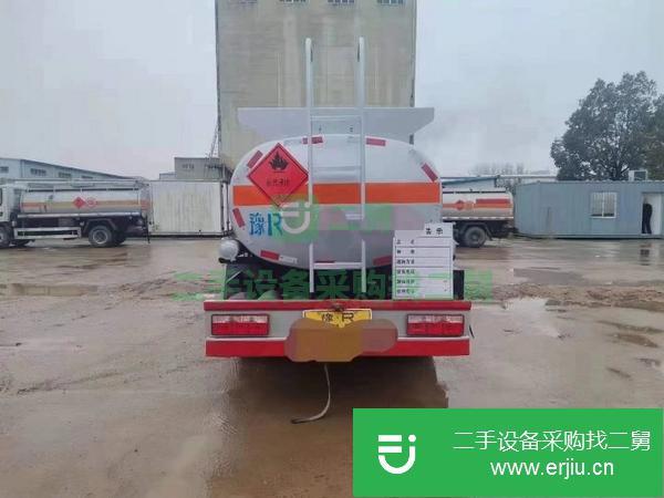 河南出售二手上好戶東風(fēng)5噸油罐車玉柴115馬力