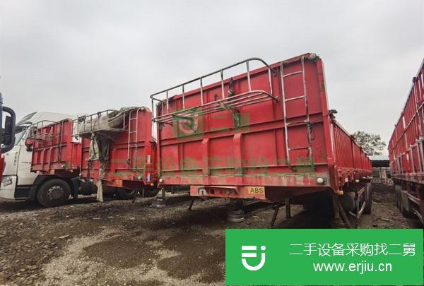 河北出售13米6O標廂側翻半掛車