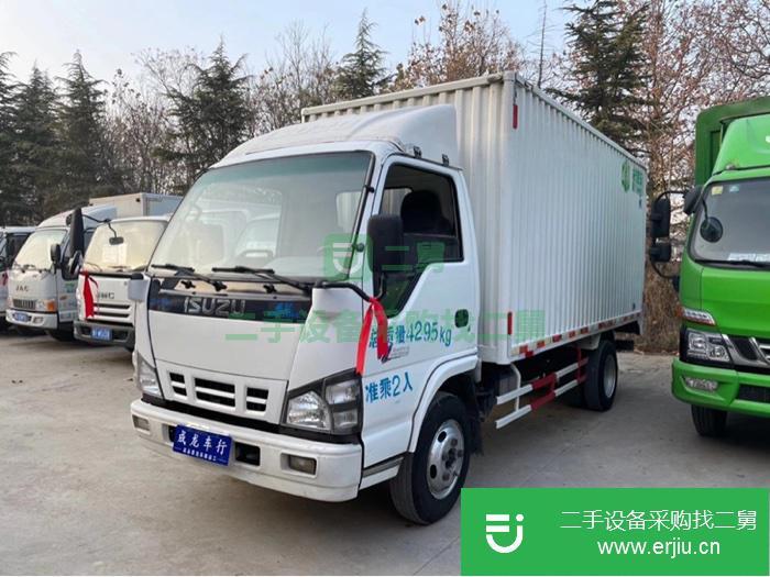 山東出售二手慶鈴120馬力國四箱式貨車