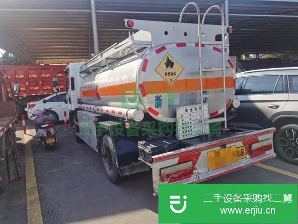 湖南出售二手帶手續(xù)8噸流動(dòng)油罐車
