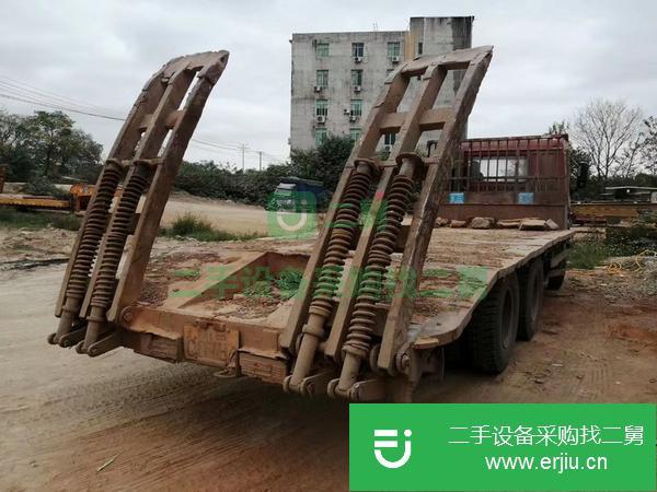 湖北出售二手解放后八輪平板260馬力運輸車