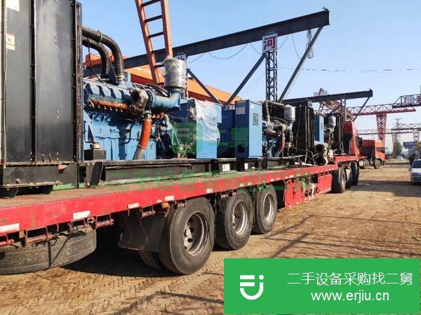 天津出售二手奔馳800千瓦柴油發電機組成色非常好
