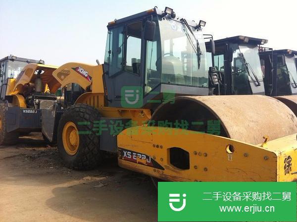 江蘇出售二手振動壓路機徐工18噸
